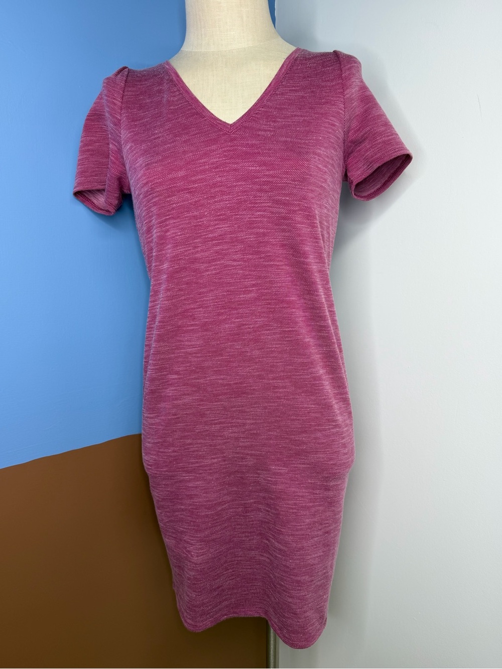 WHBM Shift Dress Womens Short Sleeve V-Neck Pink Heather Knee Length XXS